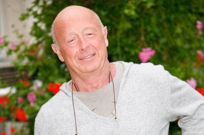 Director Tony Scott cremated; scholarship created