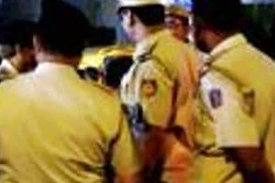 More Than Dozen People Injured in Stone Pelting Over Fare Price Shop Allotment in Muzaffarnagar