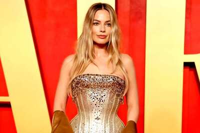 Margot Robbie Pregnant With Her First Baby, Barbie Star Flaunts Baby Bump In Italy