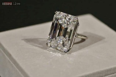 100-carat diamond could bring $25 million at auction