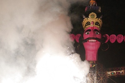 Prez Kovind, CM Kejriwal, CM Thackeray and Others Indulge in First-of-its-Kind Dussehra Celebrations