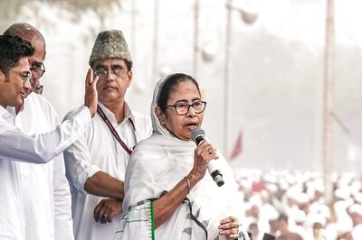 Opinion | Wooing the Muslim Vote: TMC’s Risky Gamble in West Bengal