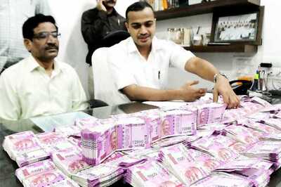 I-T Department Seizes Rs 66 Lakh Cash in New Notes