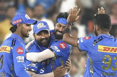 Watch: Rohit Sharma Advising Mumbai Indians Captain Hardik Pandya Delights Fans