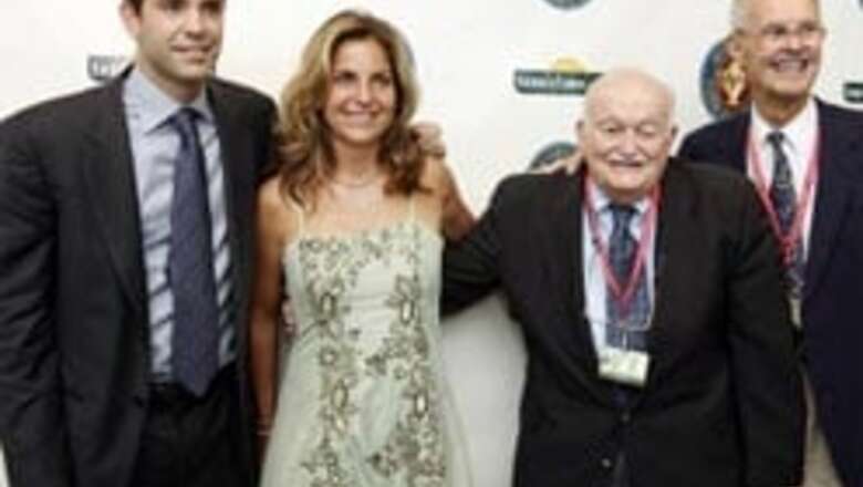 Sampras, Sanchez-Vicario the new Hall of Famers