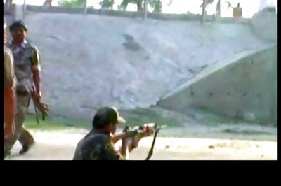 Kashmir: 1 killed, 2 injured in CISF firing