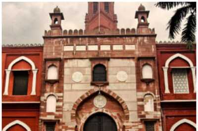 Aligarh Muslim University Can't Be Minority Institution, Centre Tells Supreme Court