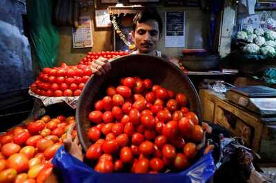 Govt Asks Mother Dairy to Cut Tomato Rates by Rs 2-3/Kg