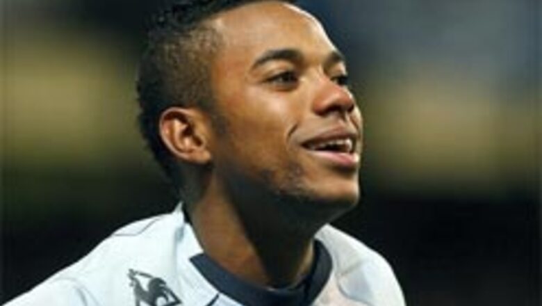 Scolari still keen on bringing Robinho to Chelsea