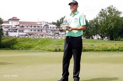 Bill Haas pulls away on back nine for Congressional win