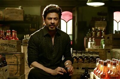 Raees Teaser: Shah Rukh Khan Has Some Exciting News for His Fans