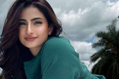 Palak Tiwari Spells Casual Chic Brilliance In An Oversized Sweatshirt And Sweatpants