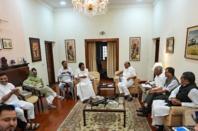 'Boycott' of Anchors Rocks INDIA Boat, All Allies Not in Agreement