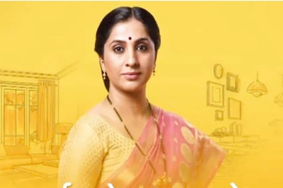 Aai Kuthe Kay Karte’s Madhurani Gokhale Prabhulkar Looks Ethereal in Latest Saree Pics