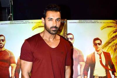 I'm Still Middle Class: John Abraham