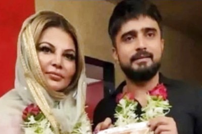 Rakhi Sawant’s Lawyer Says Her Marriage With Adil Durrani Is Not Fake