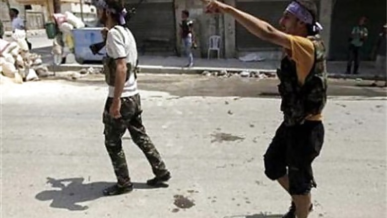 Obama signs secret order to support Syrian rebels