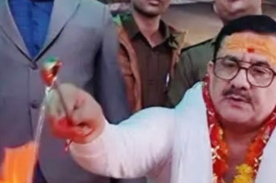 Jitendra Tyagi aka Waseem Rizvi Seeks Euthanasia Permission from Prez Murmu, Alleges Persecution