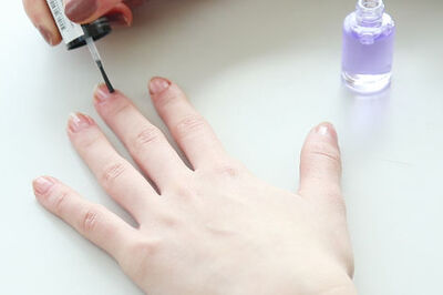 How to Make Your Nail Polish Matte