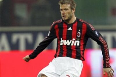 Beckham excluded from Milan's UEFA Cup team