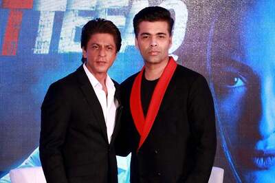 Shah Rukh Khan is a Very Inspiring Parent, Says Karan Johar