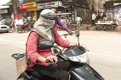 Helmets not must for Sikh women, it's optional: Delhi government to HC
