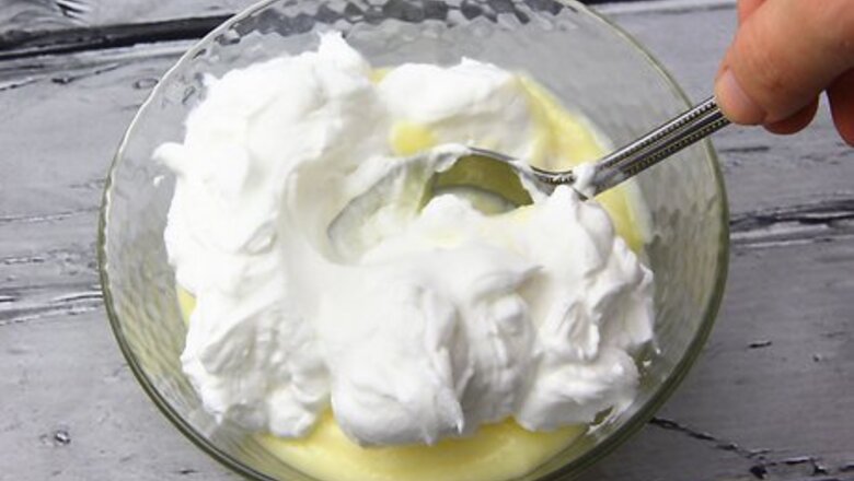 How to Substitute for Sour Cream