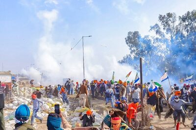 Farmer Leader Pandher Says Stir Won't End Until Demands Met; Protesters Hold Candlelight Vigil