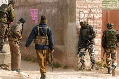 Kashmir Police Busts Hizbul Mujahideen Module, Arrests 3 Militants