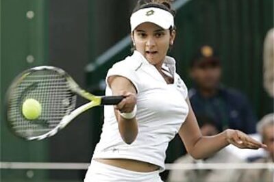 Sania out of doubles in Dubai open