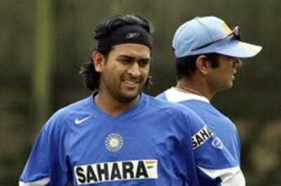 Videocon drops ads by Dravid, Dhoni