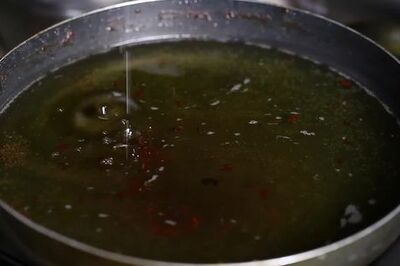 How to Filter Fry Oil for Reuse