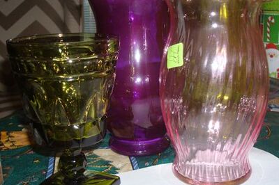 How to Paint Vases Casting Colorful Shadows in Watercolor