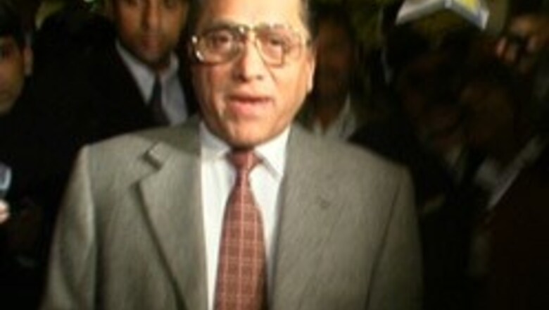 Dalmiya game for independent observers