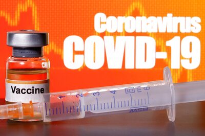 US FDA To Tighten Coronavirus Vaccine Authorization Standards Ahead Of Election, Report Says