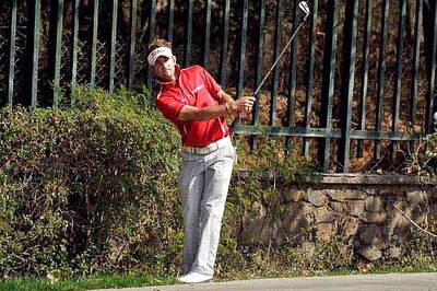 Kruger enjoys narrow lead at Avantha Masters