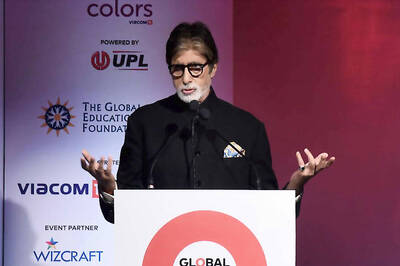 I Try to Hold My Own Among Young Stars: Amitabh Bachchan