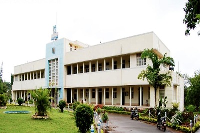 Karnatak University Postpones Convocation After Student Groups Issue Threats