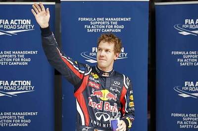 Vettel makes his move in purple patch for Red Bull