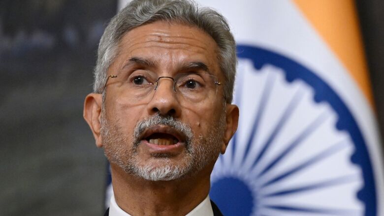 Jaishankar Visits Sailani Avenue in Perth Named After Indian-origin Soldier Honoured in Australia
