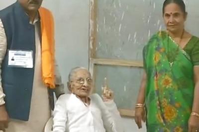 PM Modi's Mother Hiraba Casts Her Vote in Gandhinagar Civic Polls