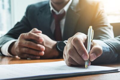 Dos And Don'ts While Investing In Stocks Or Saving Schemes Through Brokers