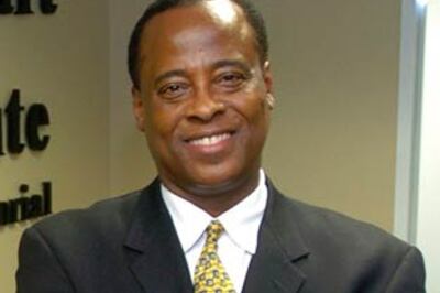 Police find no clue of crime by Jackson doctor: report