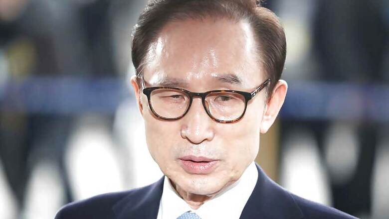 South Korean Ex-President Lee Myung-bak Questioned on Graft
