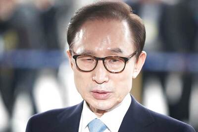 South Korean Ex-President Lee Myung-bak Questioned on Graft