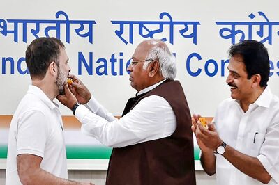 'Ye Kab Hua?' Kharge's 'Rahul Gandhi Laid Life For Country' Gaffe Has BJP in Splits | Watch Video