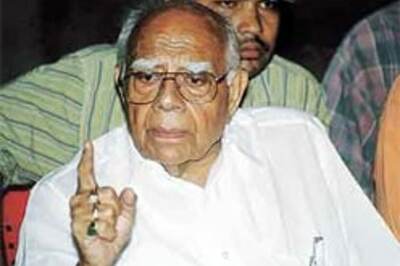 Jethmalani slams cops, defends Manu