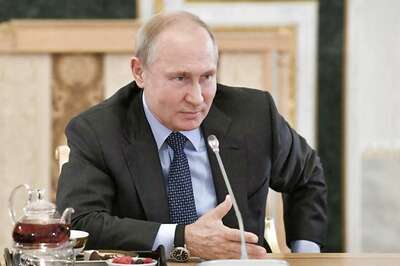 Amid Criticism from Ukraine and EU, Putin Opens Russian Rail Route to Annexed Crimea