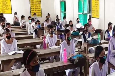 West Bengal Introduces Bridge Course to Help Students Make up for 2-year Loss