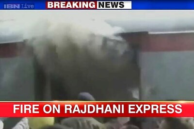 Fire in Howrah-New Delhi Rajdhani Express, no injuries